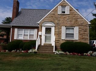 130 S 4th Ave, Clarion, PA 16214