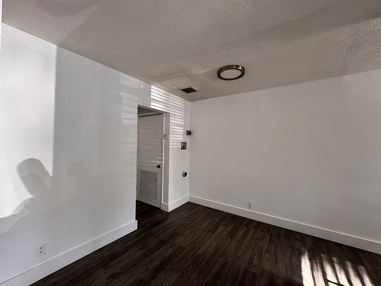 4140 SW 24th Ct #1 — Photo 9