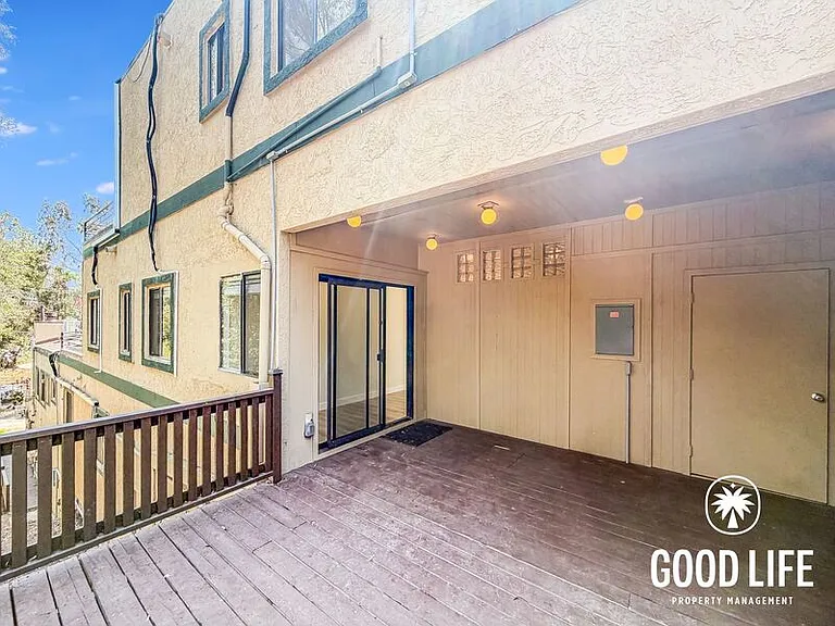 3095 Boundary St — Photo 21