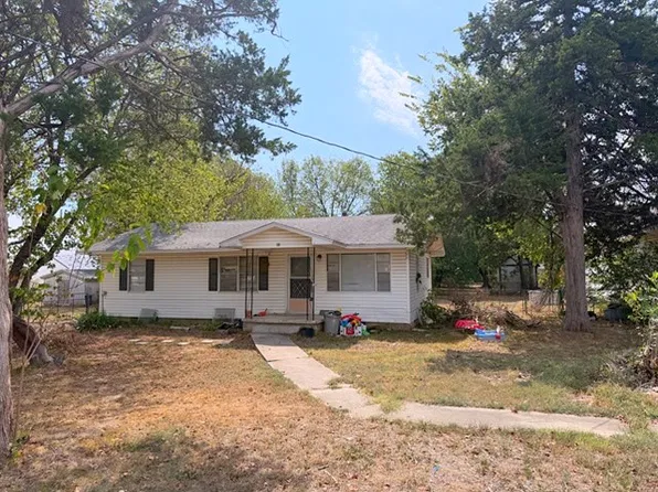 114 G St, Savanna, OK 74565