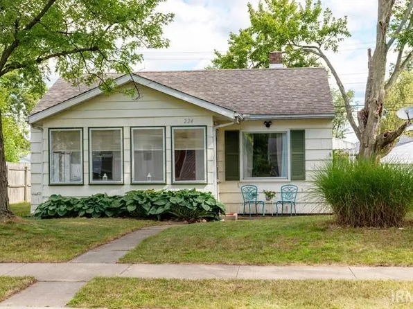 224 W Colfax Ave, Mishawaka, IN 46545