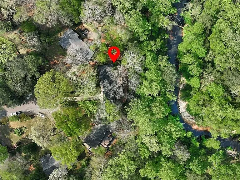 2424 Melinda Ct — Photo 43
