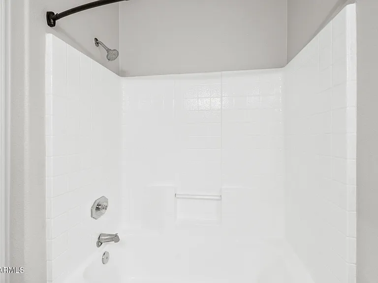 1638 E Barbarita Ave — Photo 21
