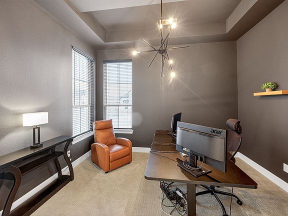 5th image of 901 Adair Rd