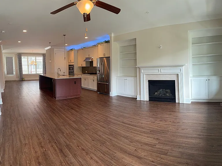 155 Inwood Walk — Photo 23