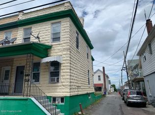 527 W 1st St, Hazleton, PA 18201