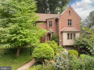 409 E Waverly Rd, Wyncote, PA 19095