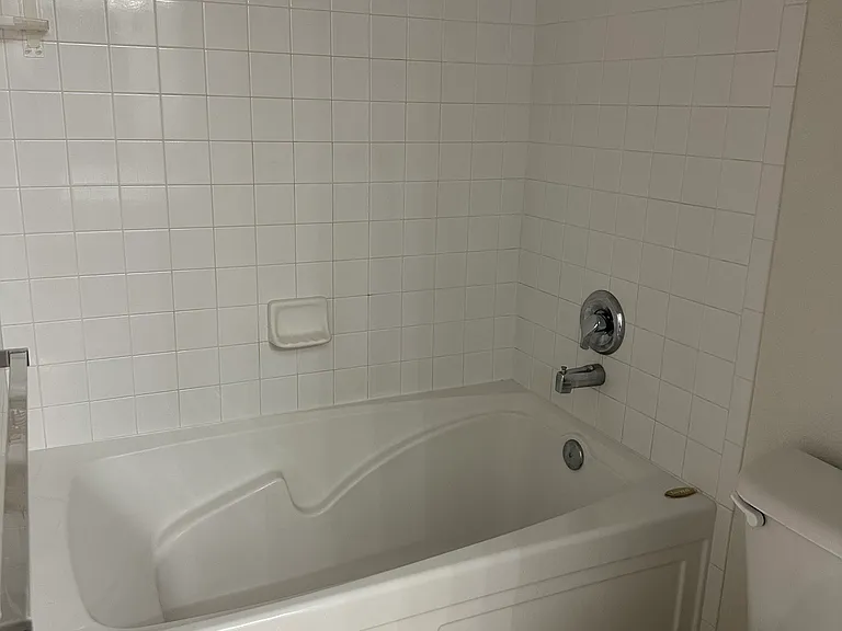 2120 Timber Creek Dr #K — Photo 15