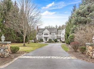 26 Old Barn Rd, Hanover, MA 02339