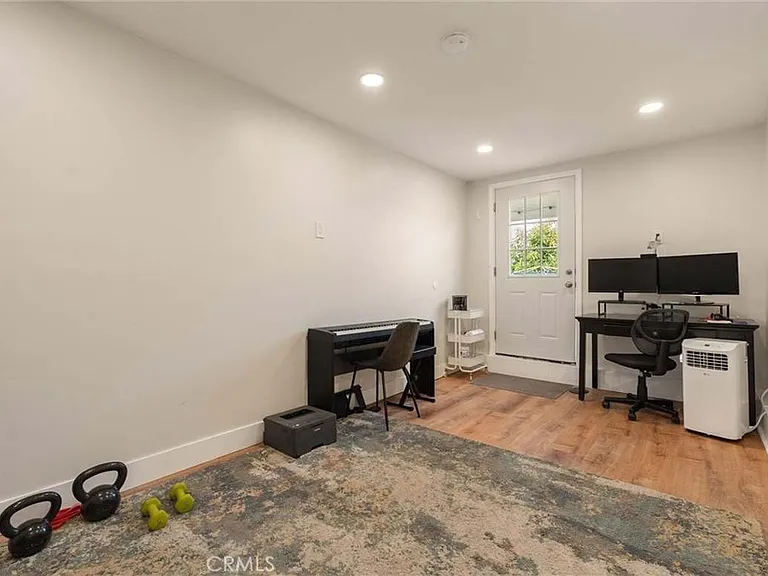 2902 Loomis St — Photo 16