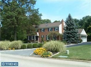 1563 Glenhardie Rd, Wayne, PA 19087