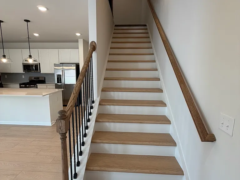 33 Lone Cypress St — Photo 8