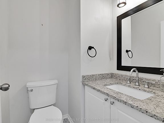 5th image of 884 Walkley Rd