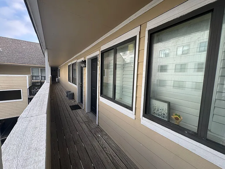 2510 San Gabriel St #306 — Photo 44