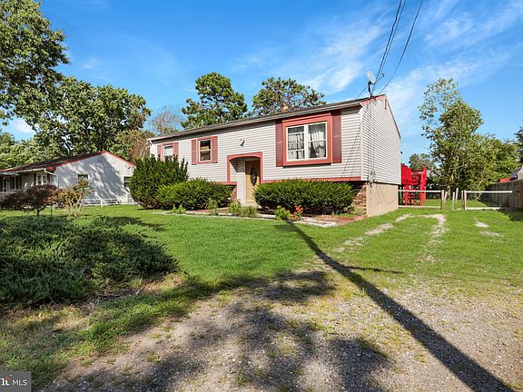 4th image of 311 Cayuga Trl