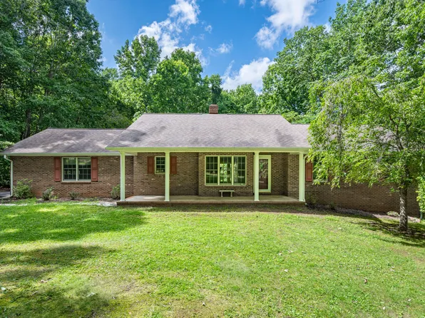 145 White Oak Dr SE, Floyd, VA 24091