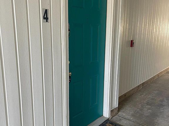 3rd image of 2604 Waters Edge Dr