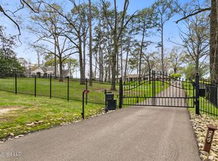 3851 Eastover Dr, Jackson, MS 39211