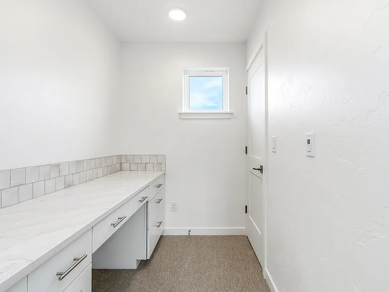 1057 SE Garrison Village Way — Photo 12