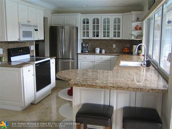 3rd image of 4150 NE 26th Ave