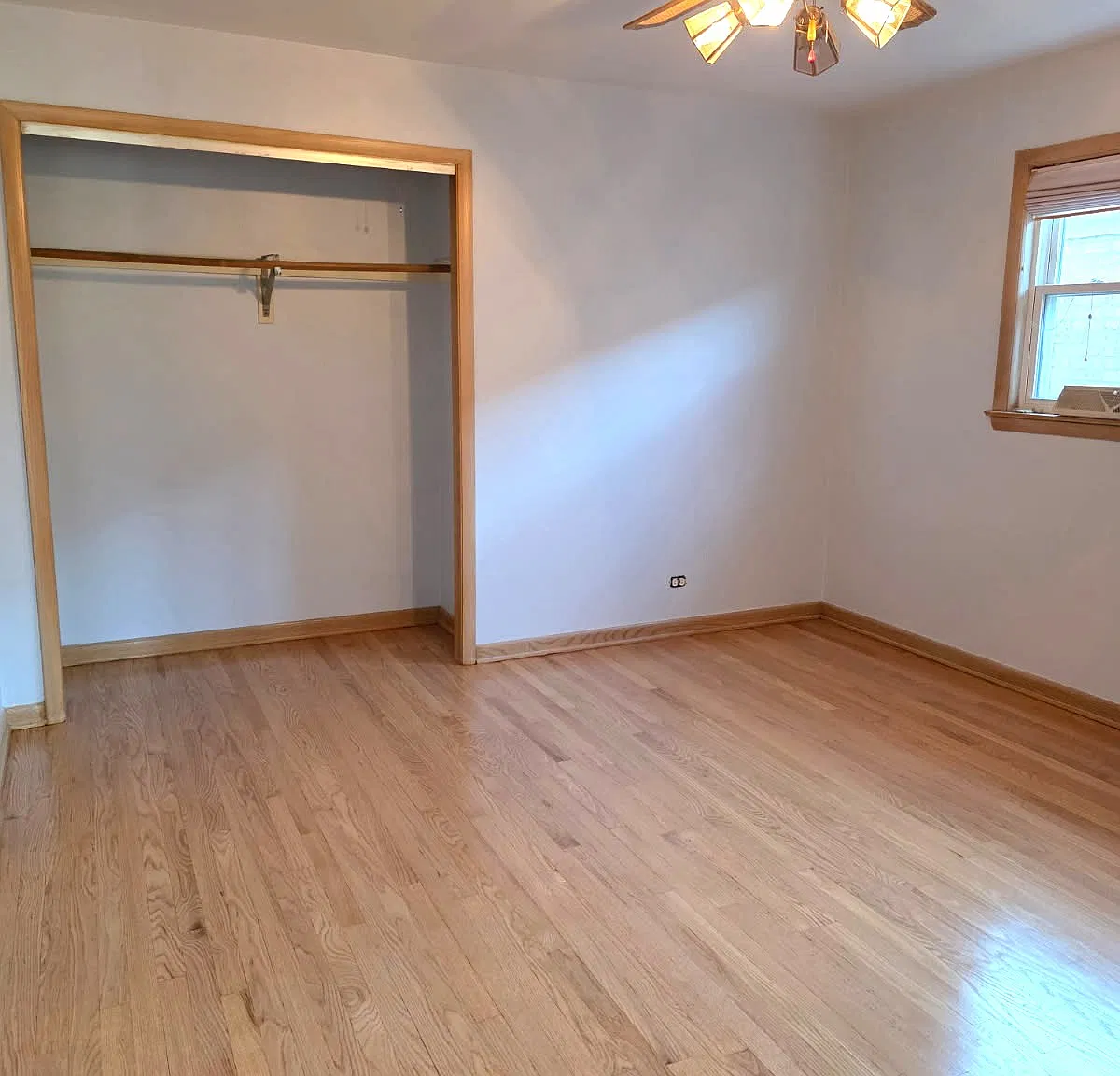 3 bed, 1950 sqft, $2,950 — Photo 4