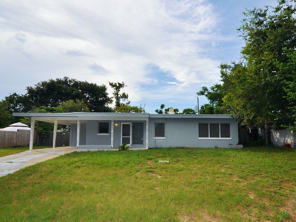 1st image of 1332 Hillcrest Dr