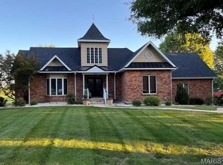 213 W Wood St, Shelbina, MO 63468