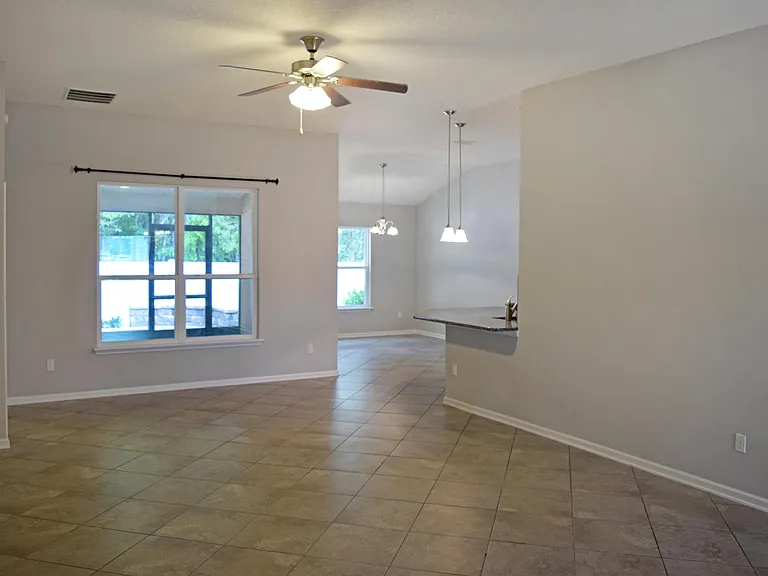 5409 Parkside Lakes Dr — Photo 3