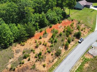 48 Homestead Dr, Unicoi, TN 37692