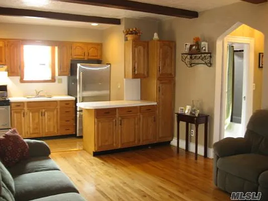 Sold by Douglas Elliman | media 22