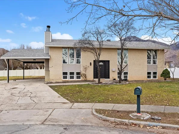 1212 N Virginia Ave, Harrisville, UT 84404