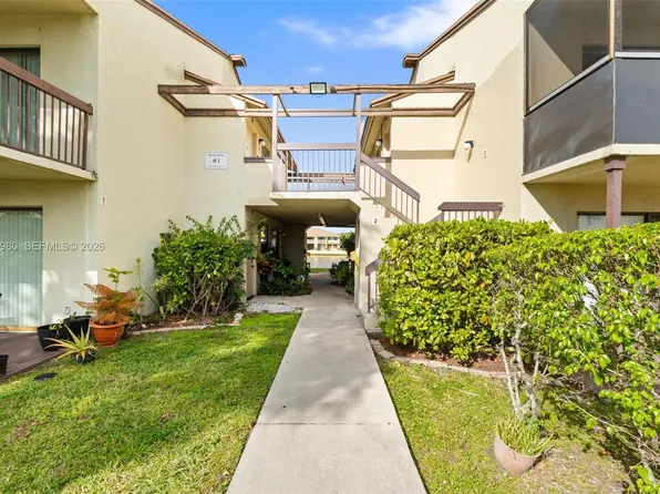 475 NW 210th St APT 201, Miami Gardens, FL 33169