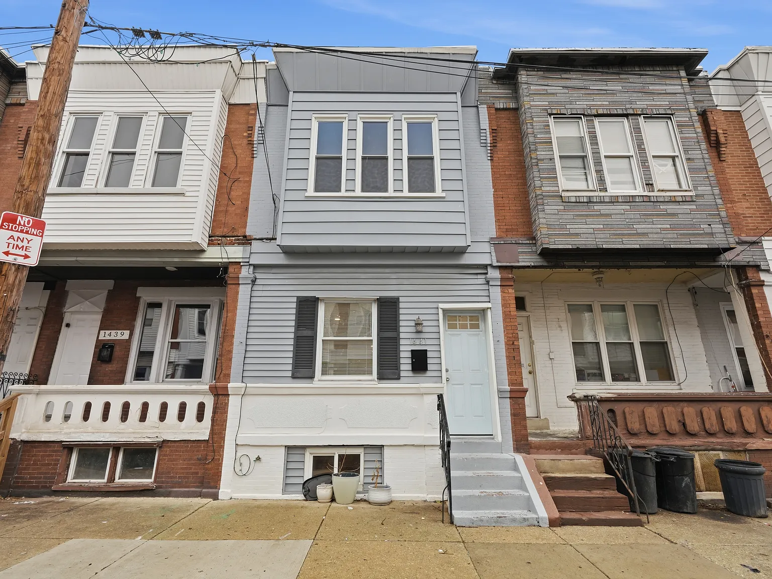 3 bed, 1070 sqft, $1,750 — Photo 1