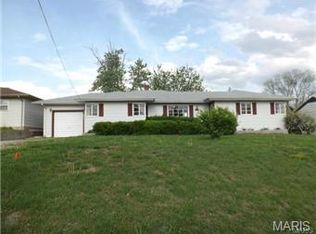 250 N 9th St, Ste Genevieve, MO 63670