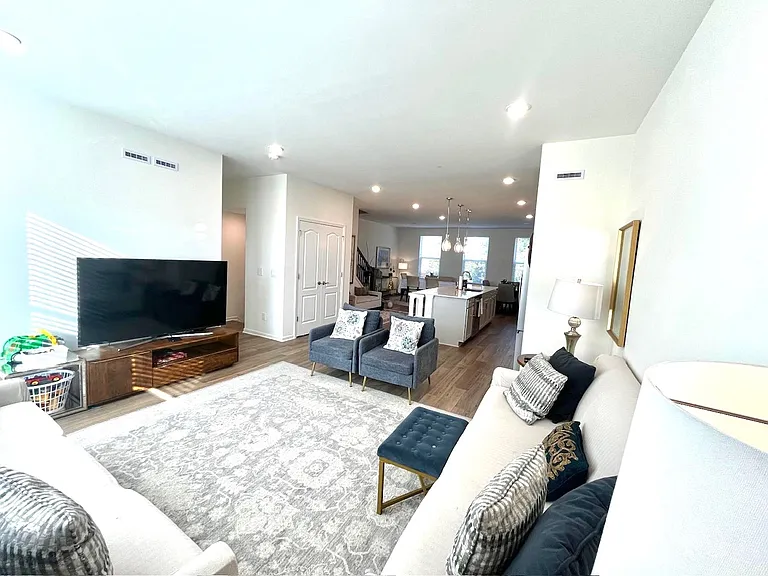 42810 Atwood Ave — Photo 13