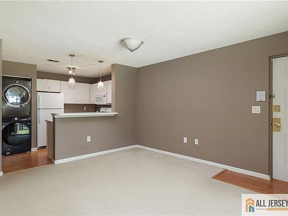 4th image of 1015 Edpas Rd