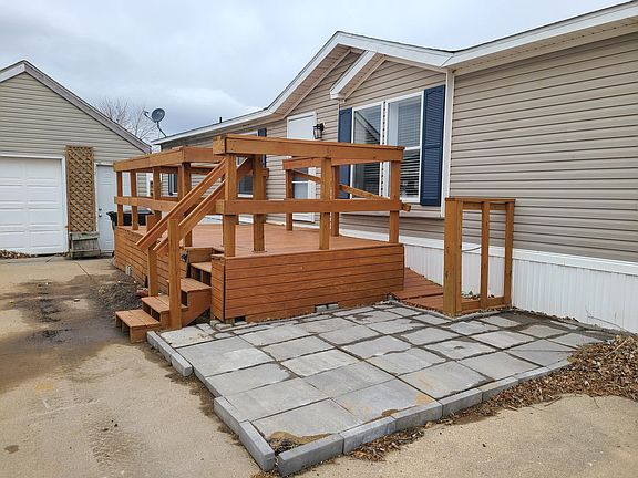 2nd image of 2050 Four Seasons Dr #127