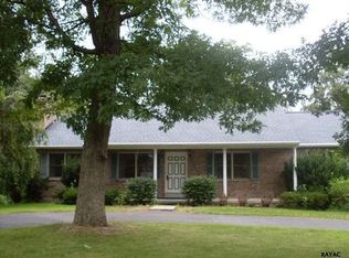 710 Range End Rd, Dillsburg, PA 17019