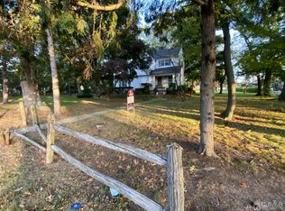 27 Woodedge Ave, Edison, NJ 08817