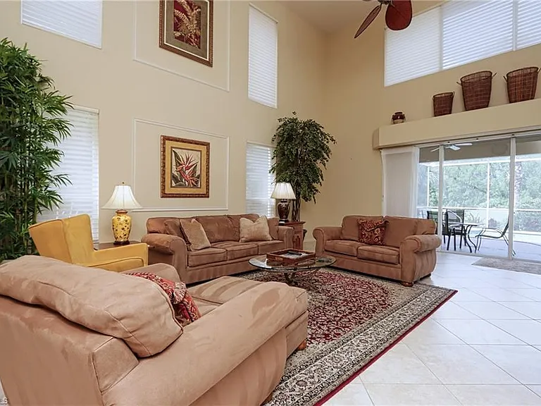 5815 Persimmon Way — Photo 2