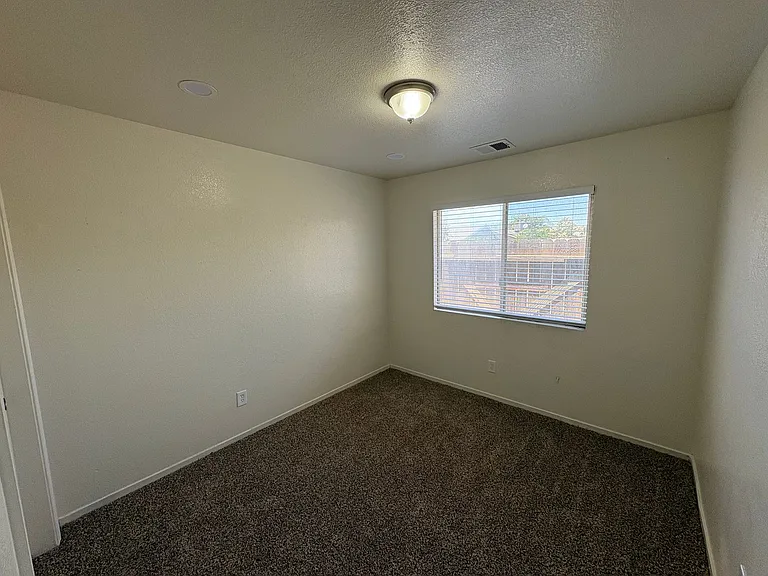 1905 S Grapewood St — Photo 10