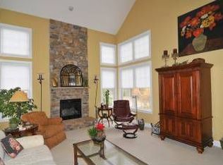 43701 Red House Dr, Leesburg, VA 20176