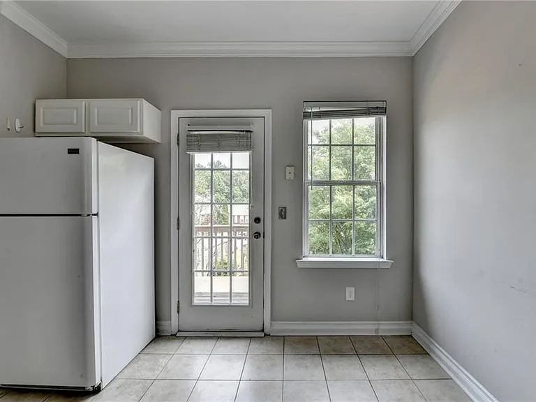 3187 Mill Springs Cir — Photo 11