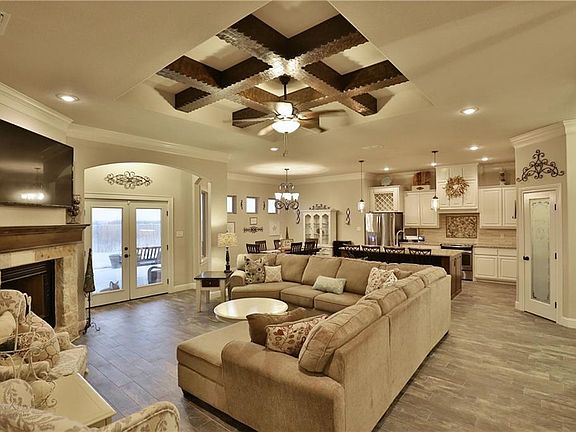 4th image of 7202 Raven Ct