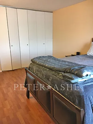 Rented by Peter Ashe | media 31