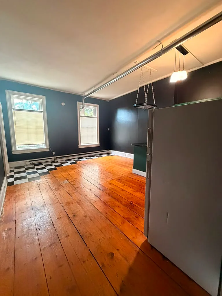 1 bed, 700 sqft, $1,090 — Photo 4