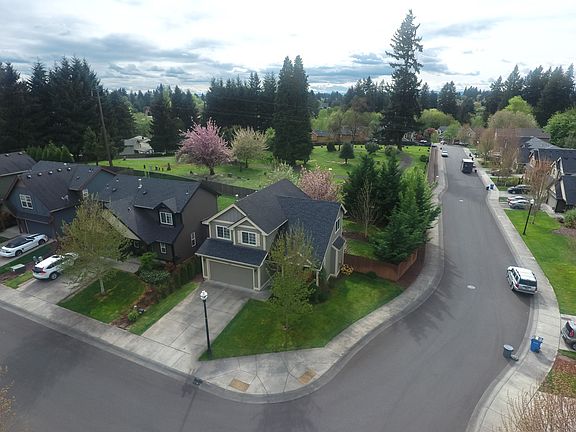 2nd image of 11420 NE 11th Ave