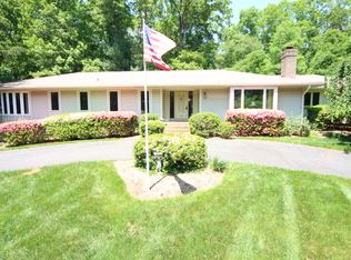 7606 Partridge Berry Ln, Clifton, VA 20124