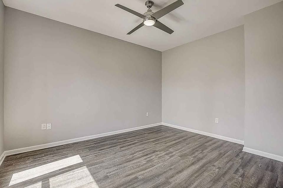 2nd image of 2747 N Dixie Blvd #2