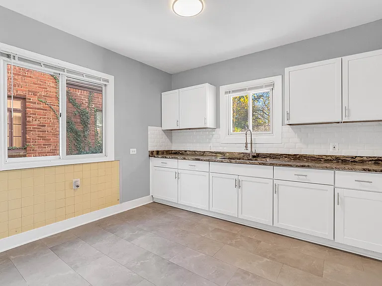 9503 Lakepointe St — Photo 13